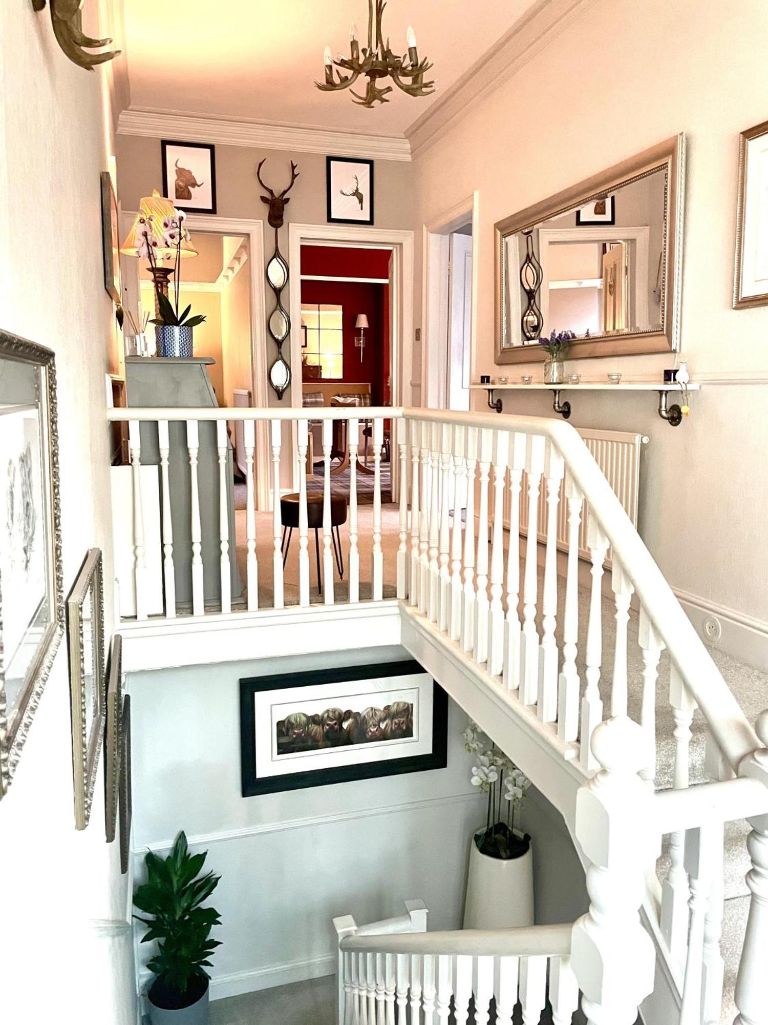 Seaside-scarborough-wifi-parking-petsok-sleeps-7 8 Holiday home *